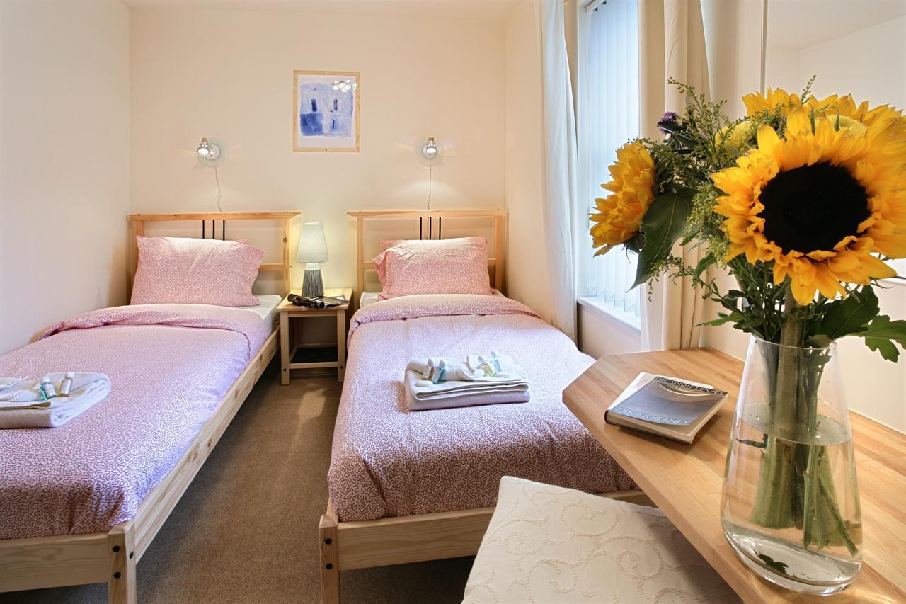 וויטבי Discovery Accommodation מראה חיצוני תמונה